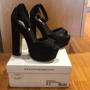 Woman’s Steve Madden Whitman Nubuck Heels - SZ 6.5